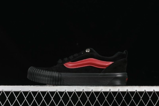 Vans Knu Skool Low Top Retro Casual Vulcanized Slip-On Shoes - VN0009QCSWE