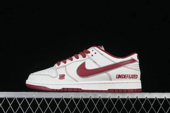 Nike SB Dunk Low x Undefeated Casual Skate Shoes - UN1697-655
