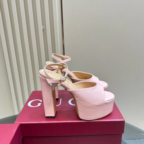2024 Women Gucci Pink Leather Platform Sandals MJ00340