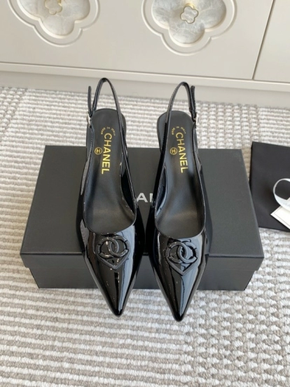 2025 Women Chanel Black Patent Leather Slingback Pumps Heart CC KFY00300