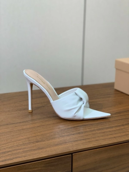 2025 Women Gianvito Rossi White Leather Pointed Toe High Heel Mule