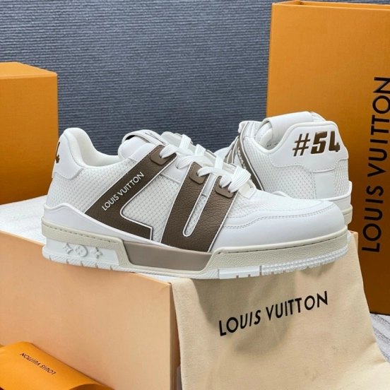 Louis Vuitton Trainer Sneaker Low Casual Sports Culture Versatile Basketball Shoes - LY00400